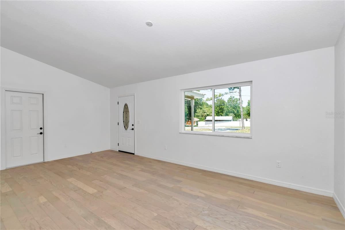 2778 CYPRESS DRIVE — photo 9 of 51