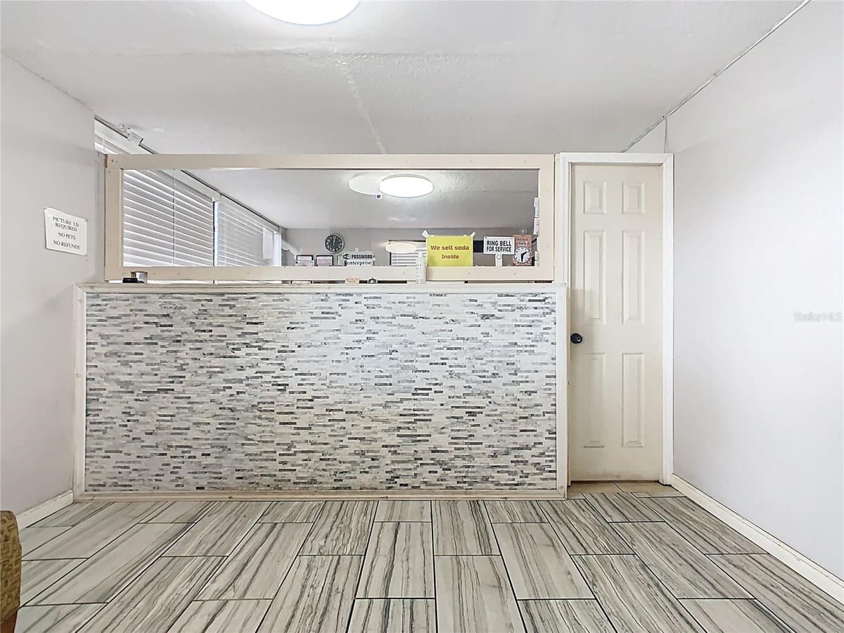 4121 VINE STREET — photo 6 of 18