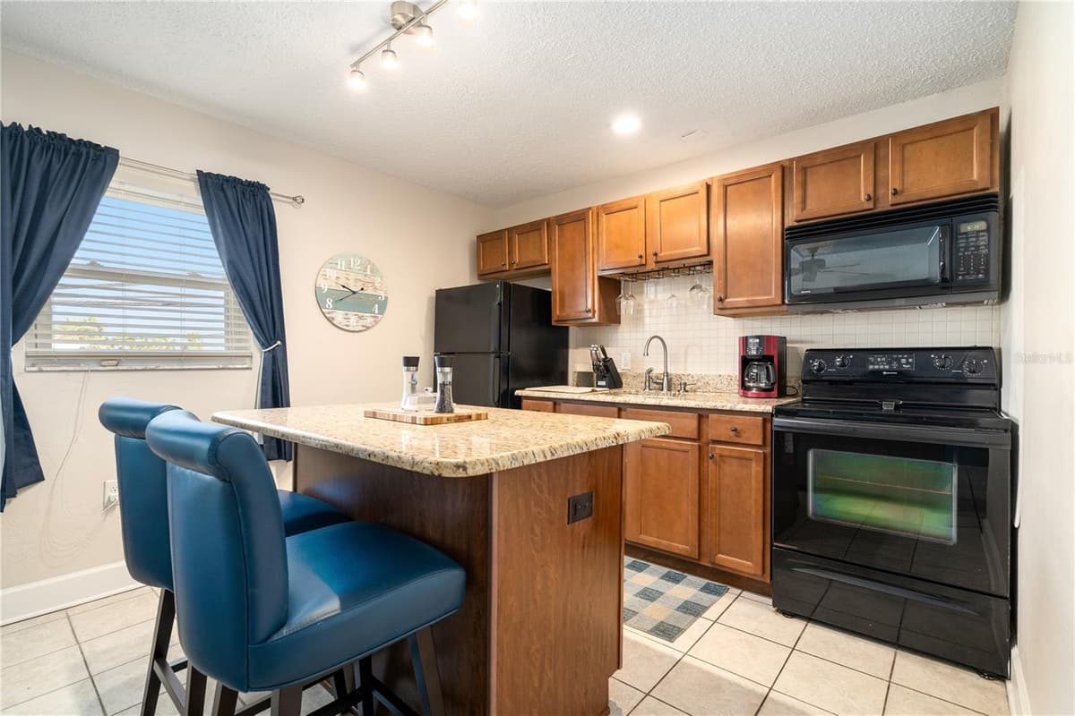 709 GULF WAY — photo 11 of 40
