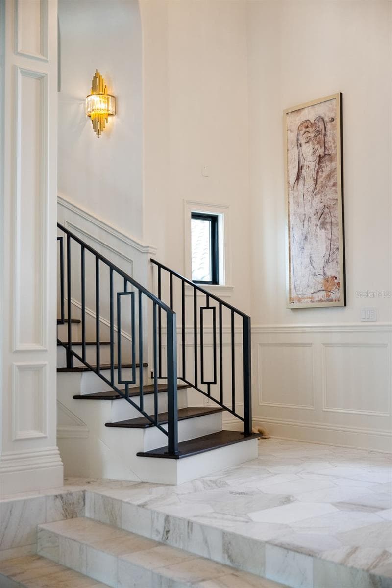 570 MANOR ROAD — photo 19 of 99
