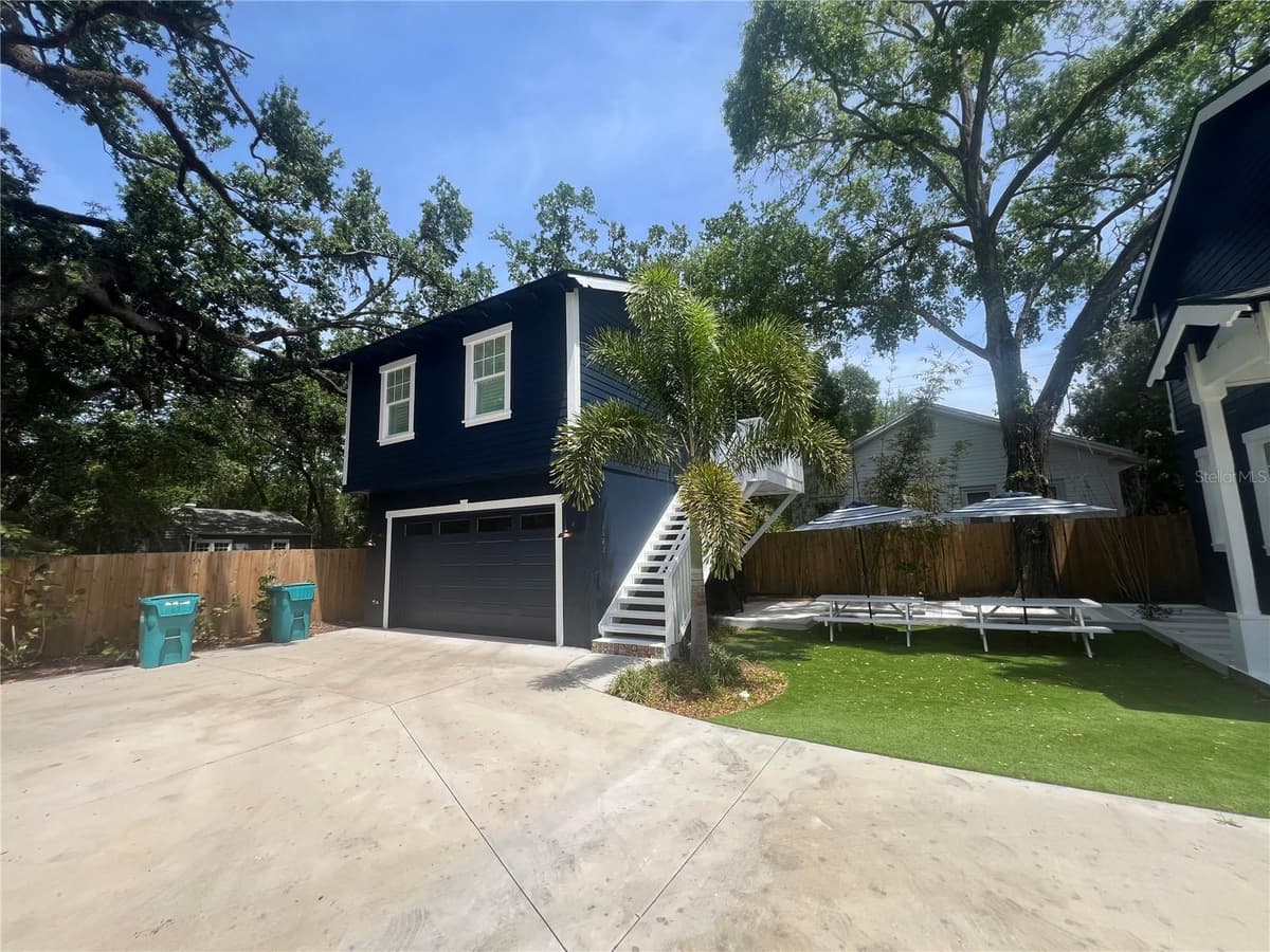 1521 HARWOOD STREET — photo 82 of 92