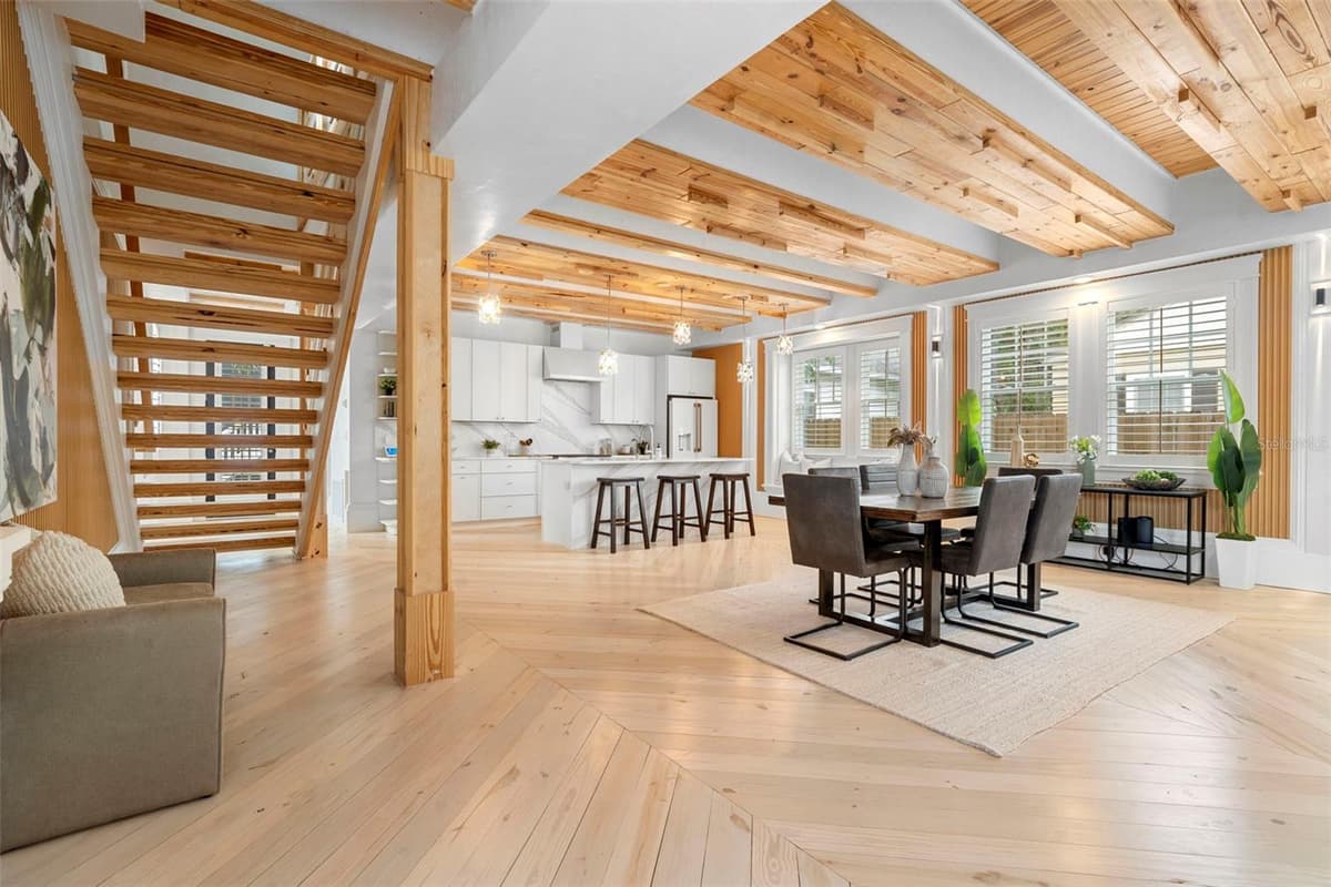 1521 HARWOOD STREET — photo 20 of 92