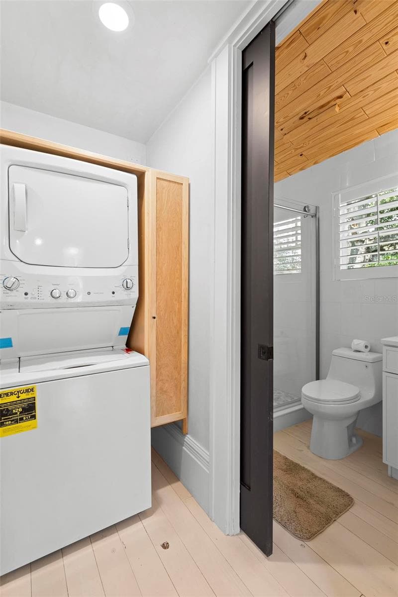 1521 HARWOOD STREET — photo 78 of 92
