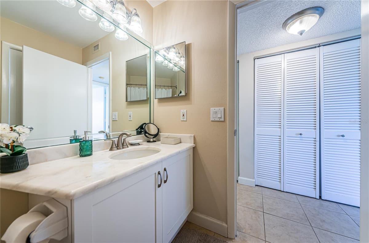 6191 BAHIA DEL MAR BOULEVARD — photo 39 of 52
