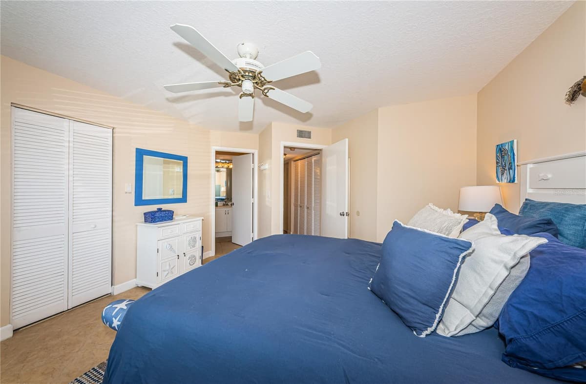 6191 BAHIA DEL MAR BOULEVARD — photo 37 of 52