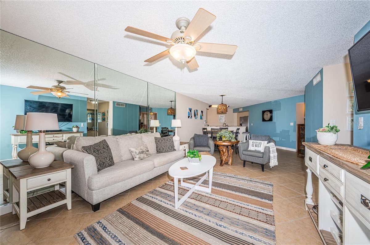 6191 BAHIA DEL MAR BOULEVARD — photo 13 of 52
