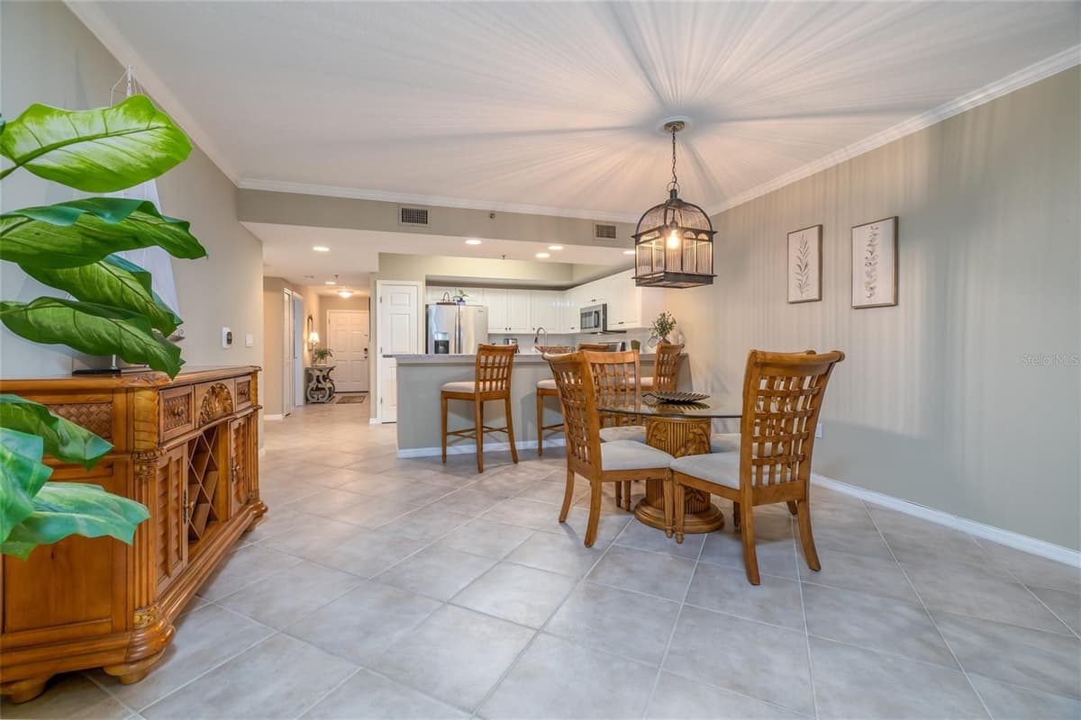 5300 ATLANTIC AVENUE — photo 13 of 49