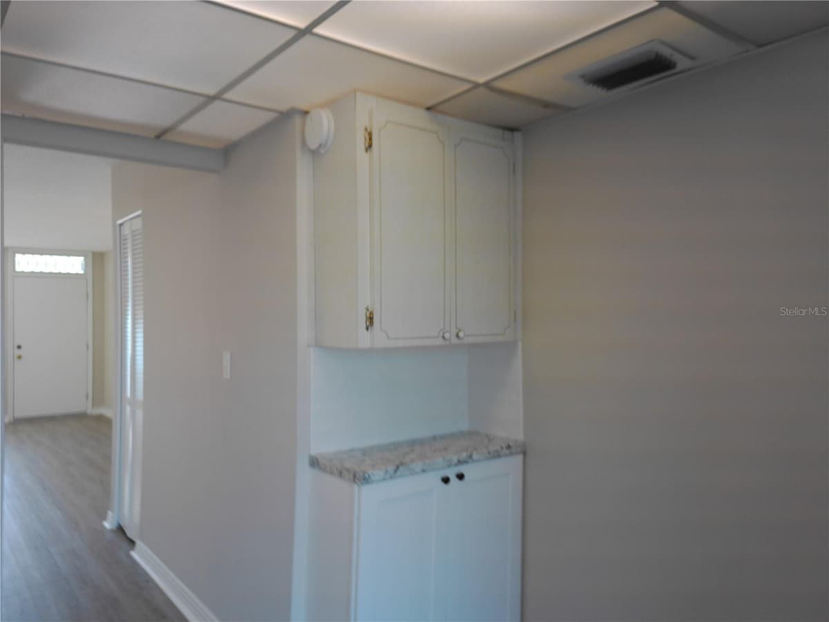 4715 BAY STREET — photo 10 of 16