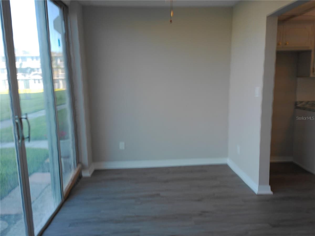4715 BAY STREET — photo 12 of 16