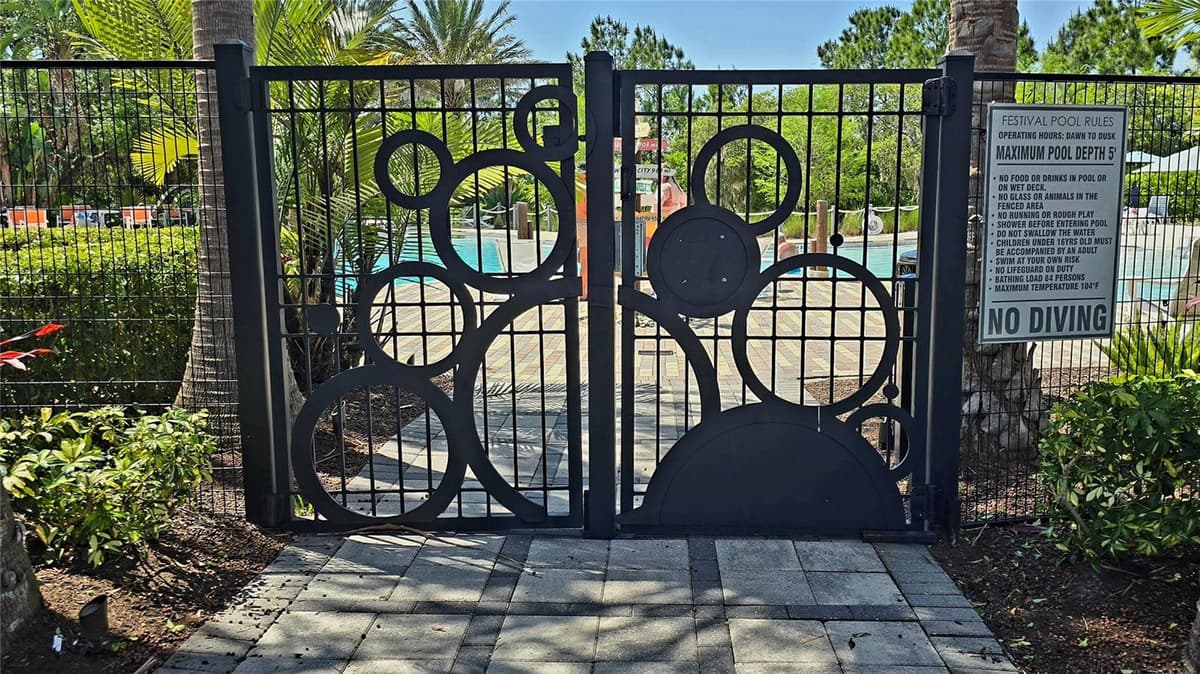 228 CAPTIVA DR — photo 28 of 33