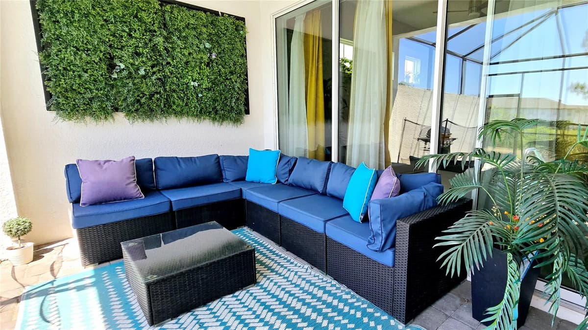 228 CAPTIVA DR — photo 13 of 33