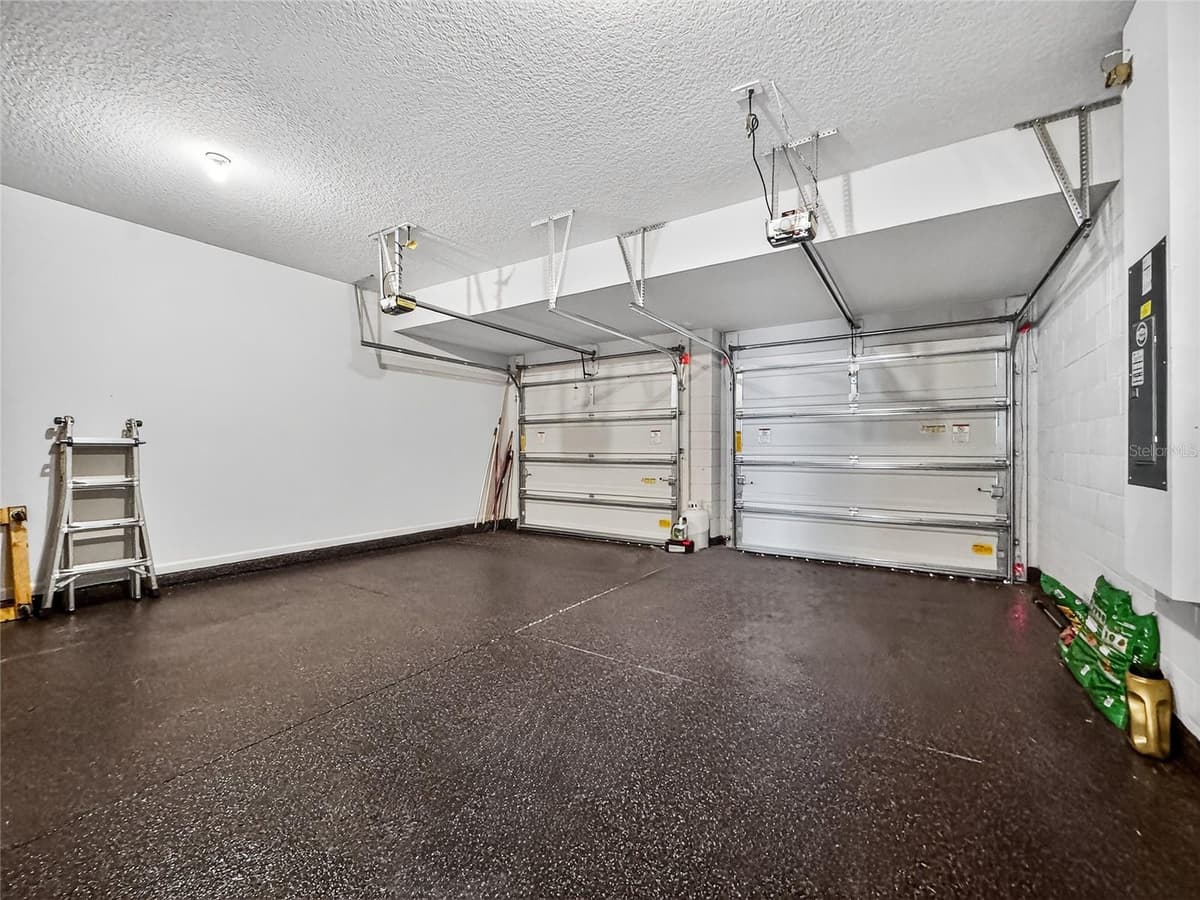 3725 BLUE MOUNTAIN WAY — photo 17 of 19