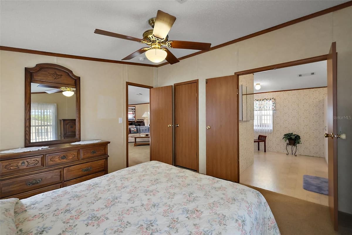 37945 MONTICELLO STREET — photo 16 of 42