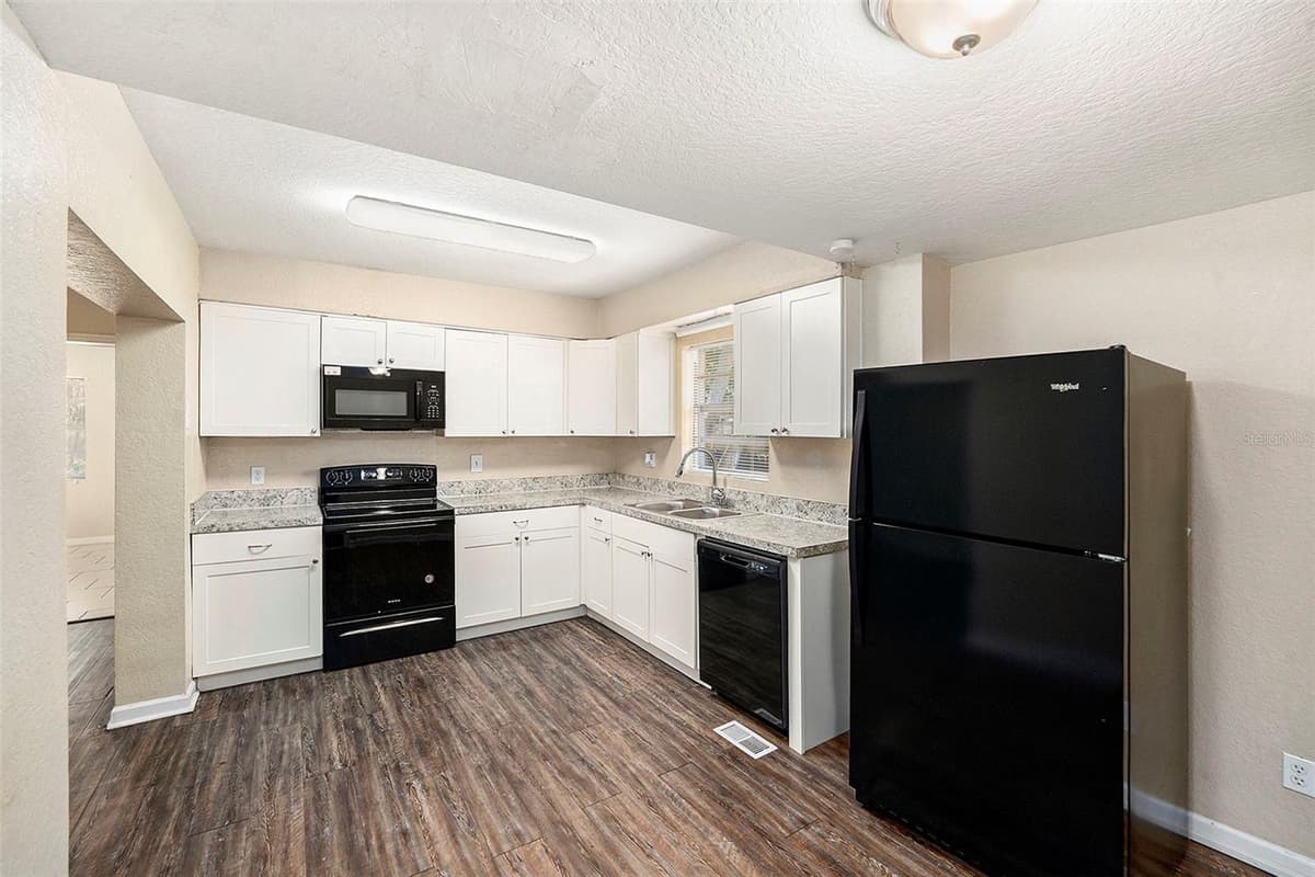 626 BELLEVIEW BOULEVARD — photo 5 of 15