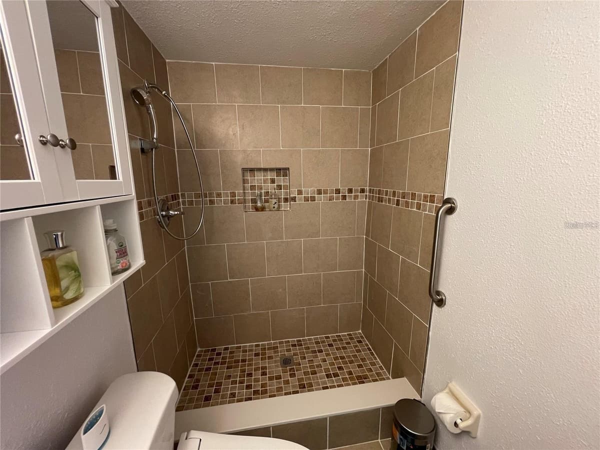 5736 COLONIAL DRIVE — photo 54 of 57