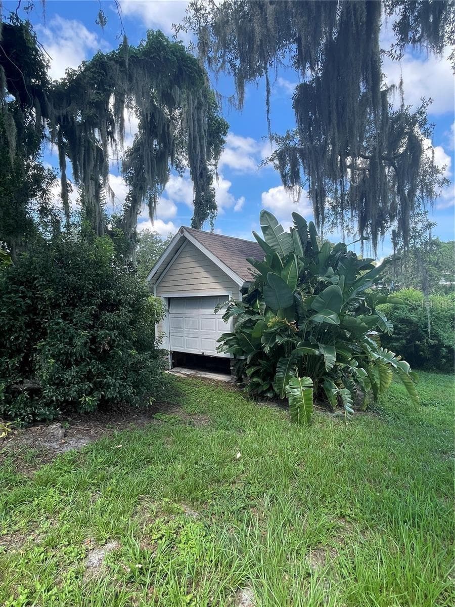 5736 COLONIAL DRIVE — photo 45 of 57