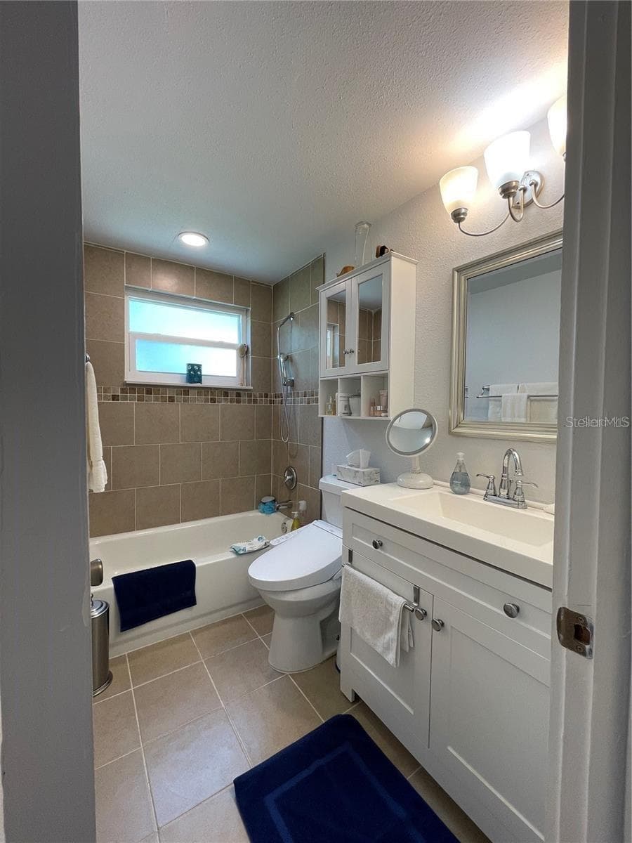 5736 COLONIAL DRIVE — photo 19 of 57