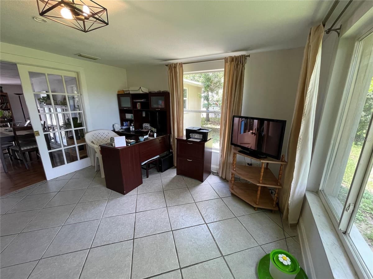 5736 COLONIAL DRIVE — photo 26 of 57