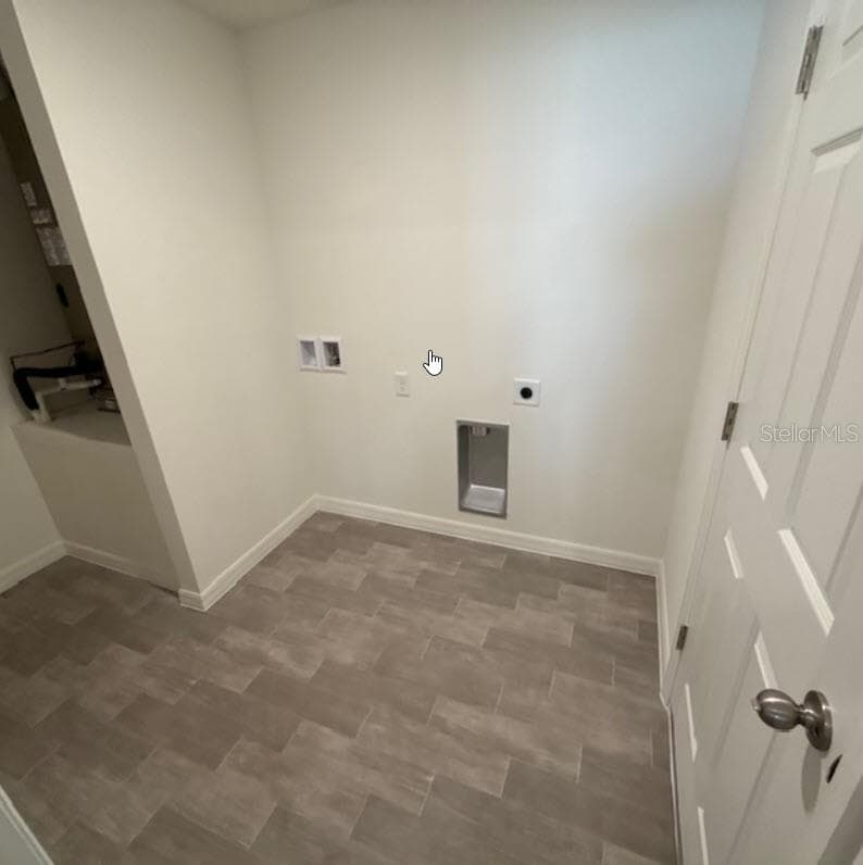 31 PINE CEDAR DRIVE — photo 5 of 18