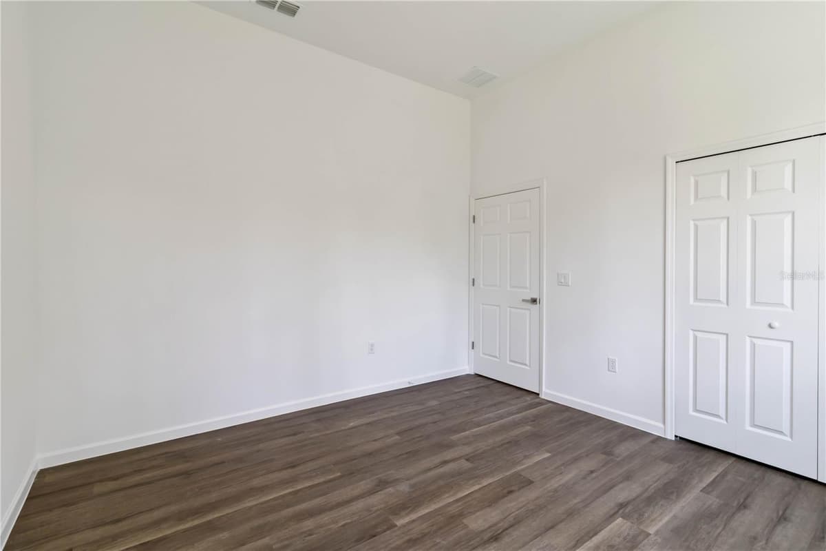 4344 JASLO AVENUE — photo 17 of 30