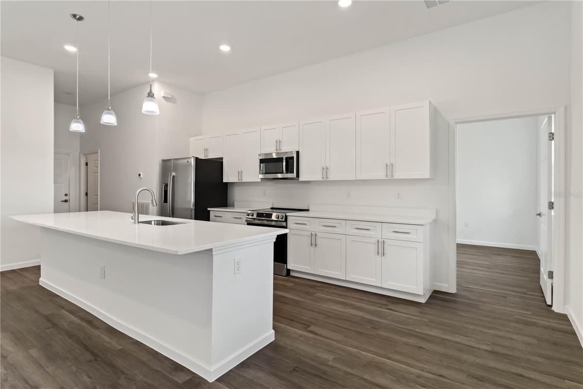 4344 JASLO AVENUE — photo 14 of 30