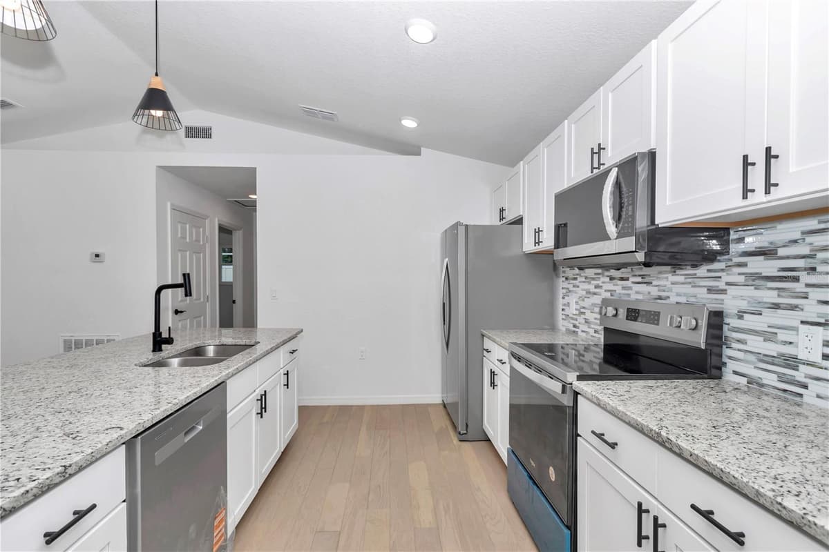 2788 CYPRESS DRIVE — photo 15 of 50