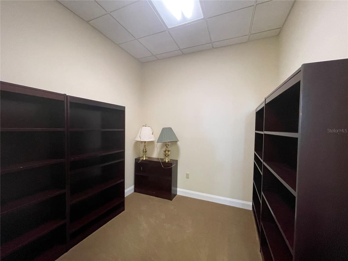 220 MAIN STREET — photo 14 of 25