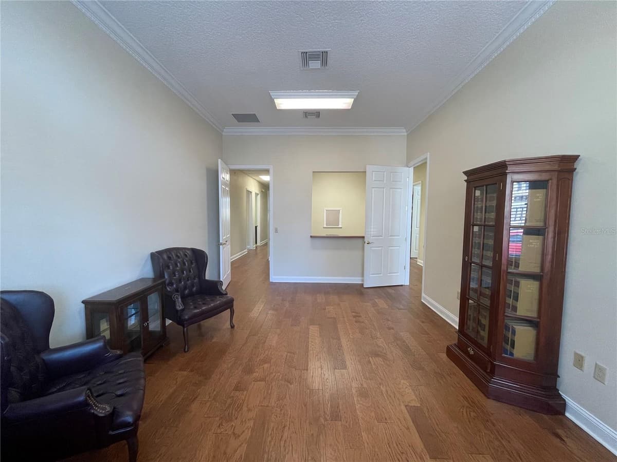 220 MAIN STREET — photo 3 of 25