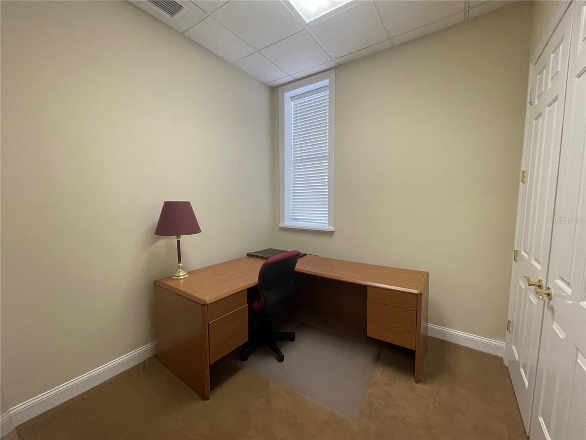 220 MAIN STREET — photo 5 of 25
