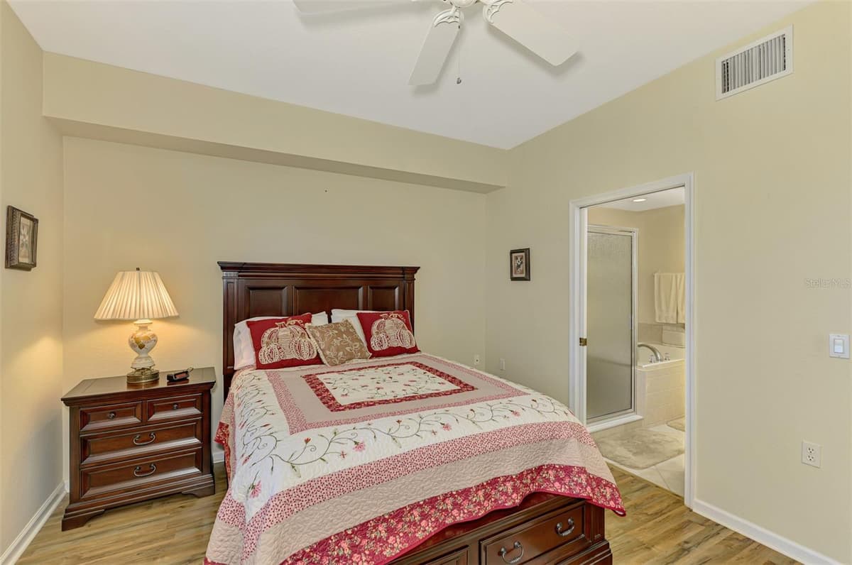 3433 GRAND VISTA COURT — photo 24 of 77