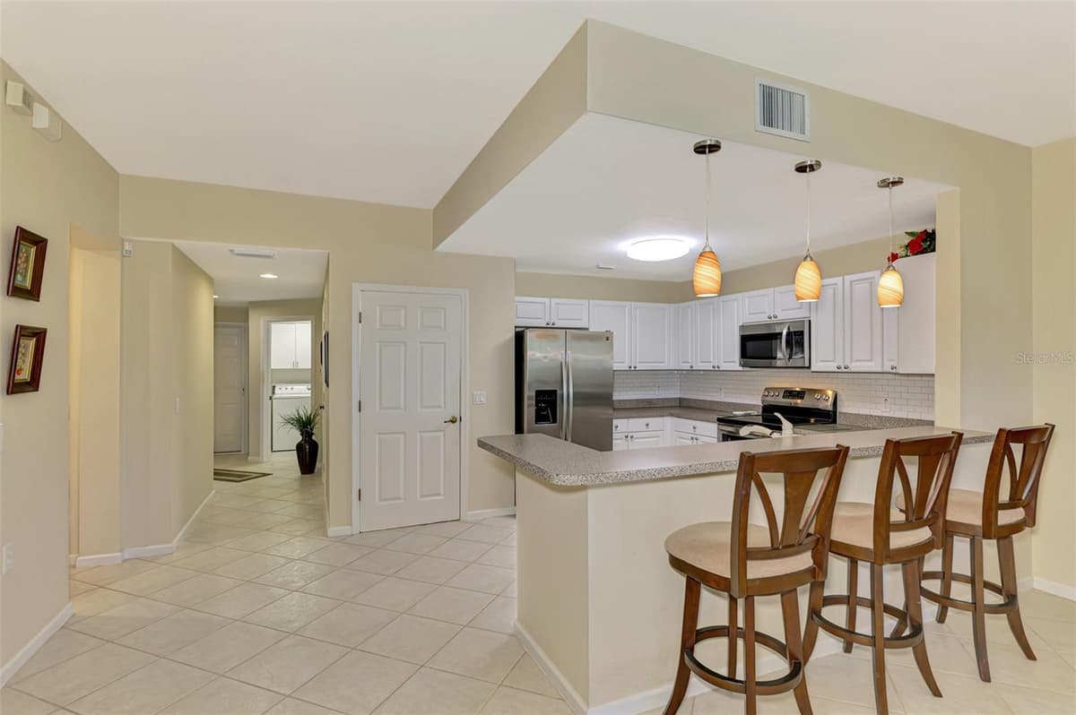 3433 GRAND VISTA COURT — photo 7 of 77