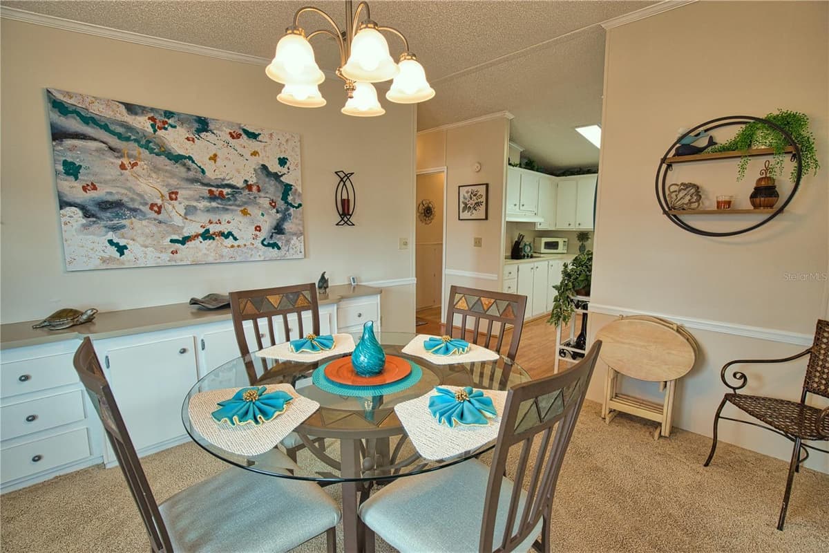 565 MADERO — photo 20 of 98