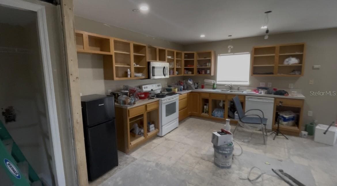 459 DANUBE DRIVE — photo 4 of 26