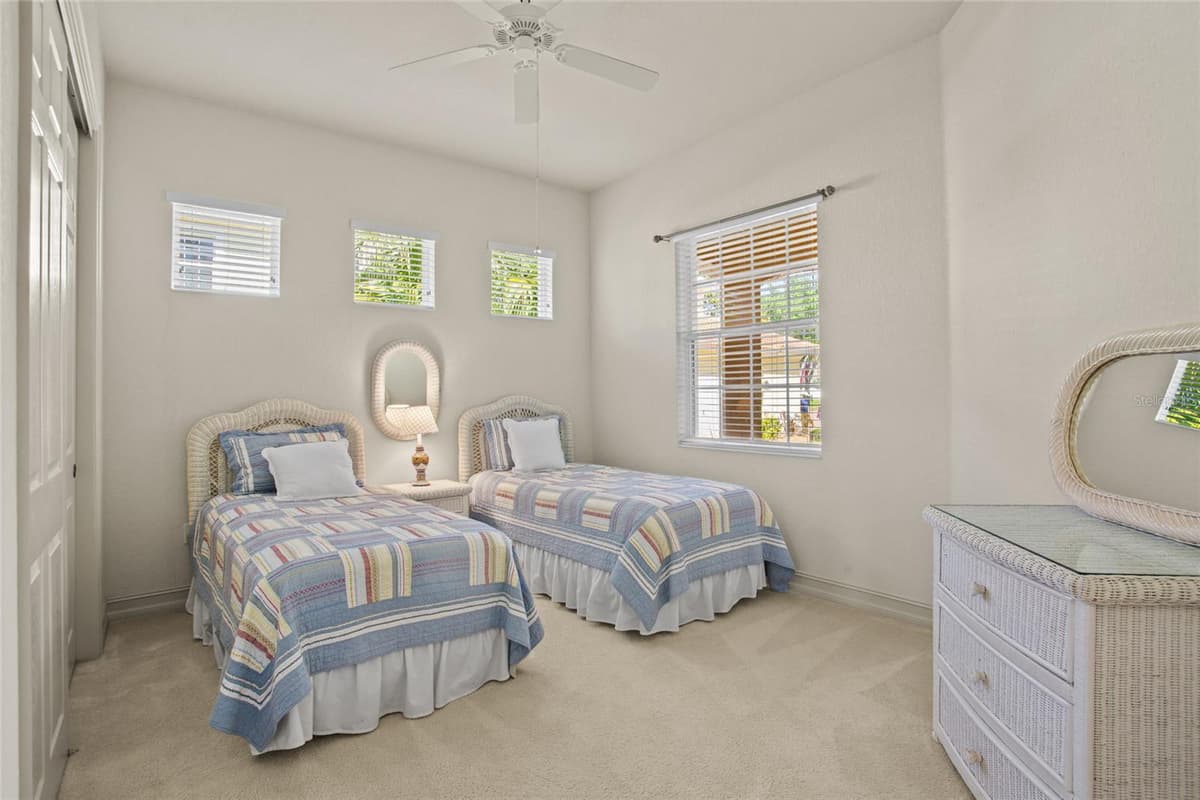 26207 AVENIDA LAS COLINAS — photo 21 of 49