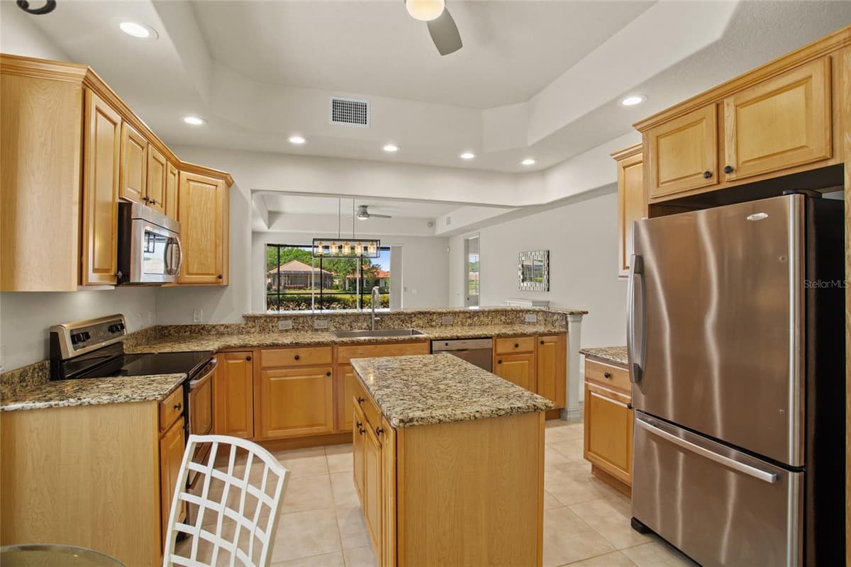 26207 AVENIDA LAS COLINAS — photo 9 of 49