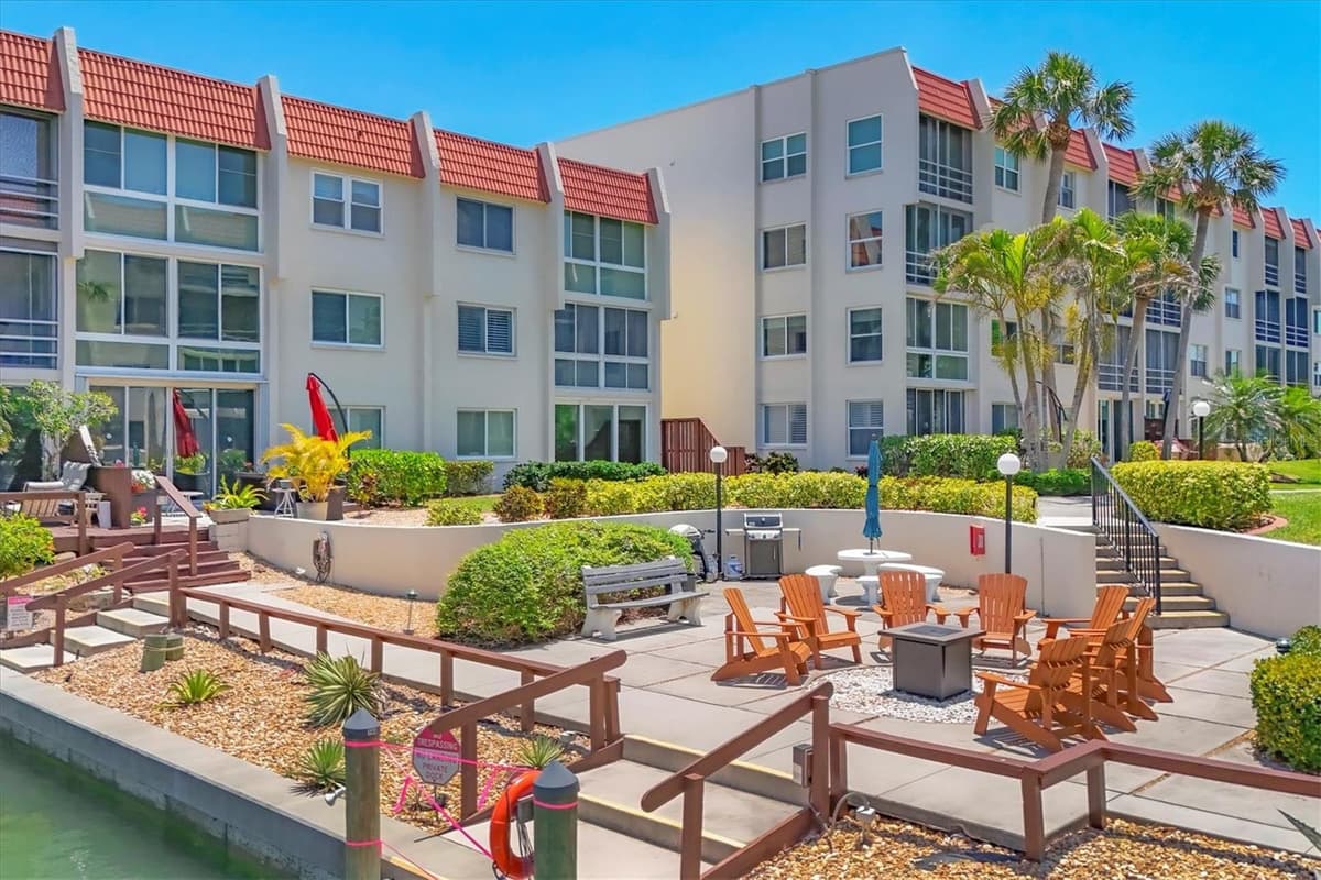 210 SANTA MARIA STREET — photo 48 of 80