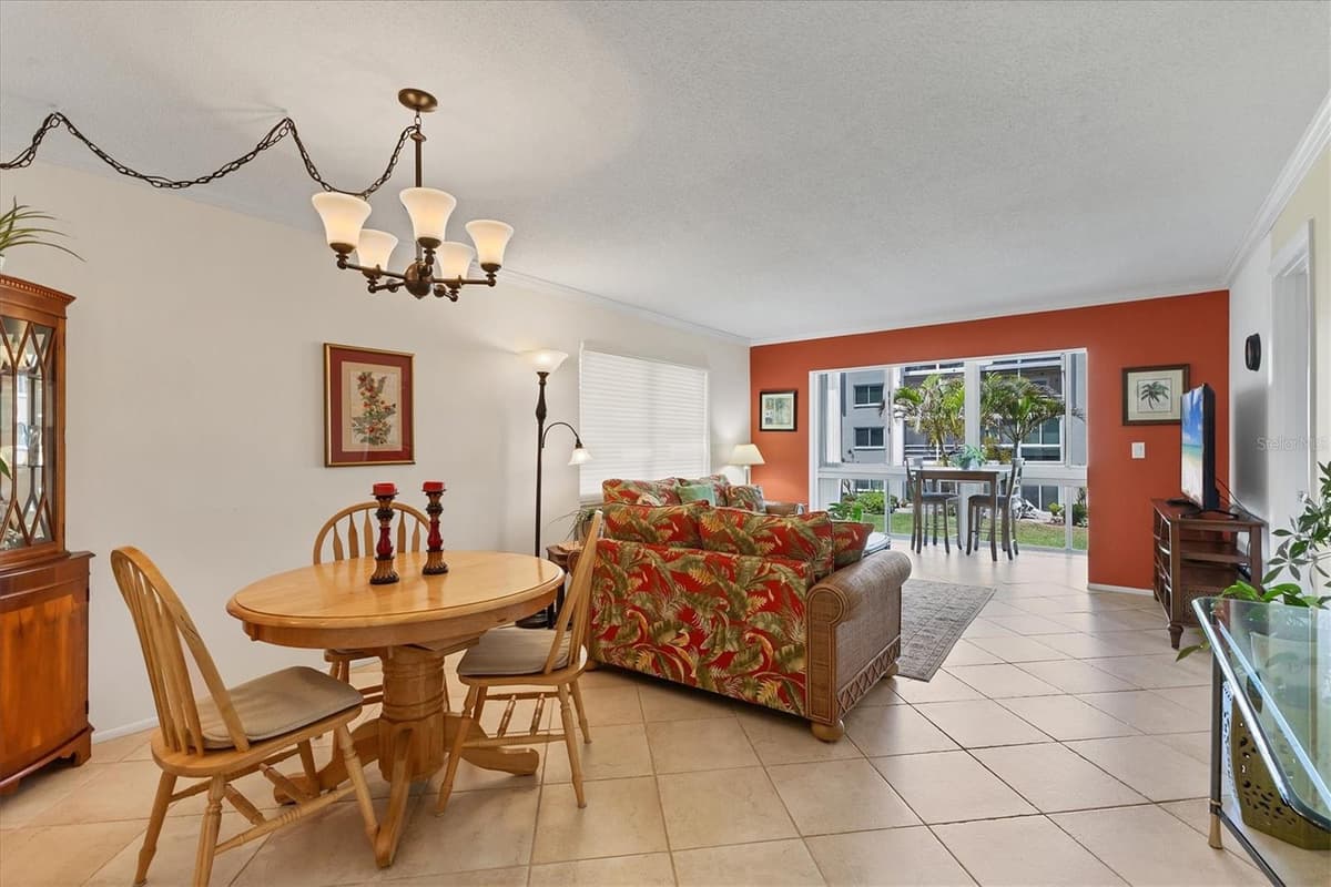 210 SANTA MARIA STREET — photo 13 of 80