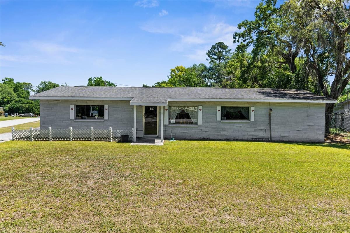 1340 HOWELL AVENUE — photo 4 of 36
