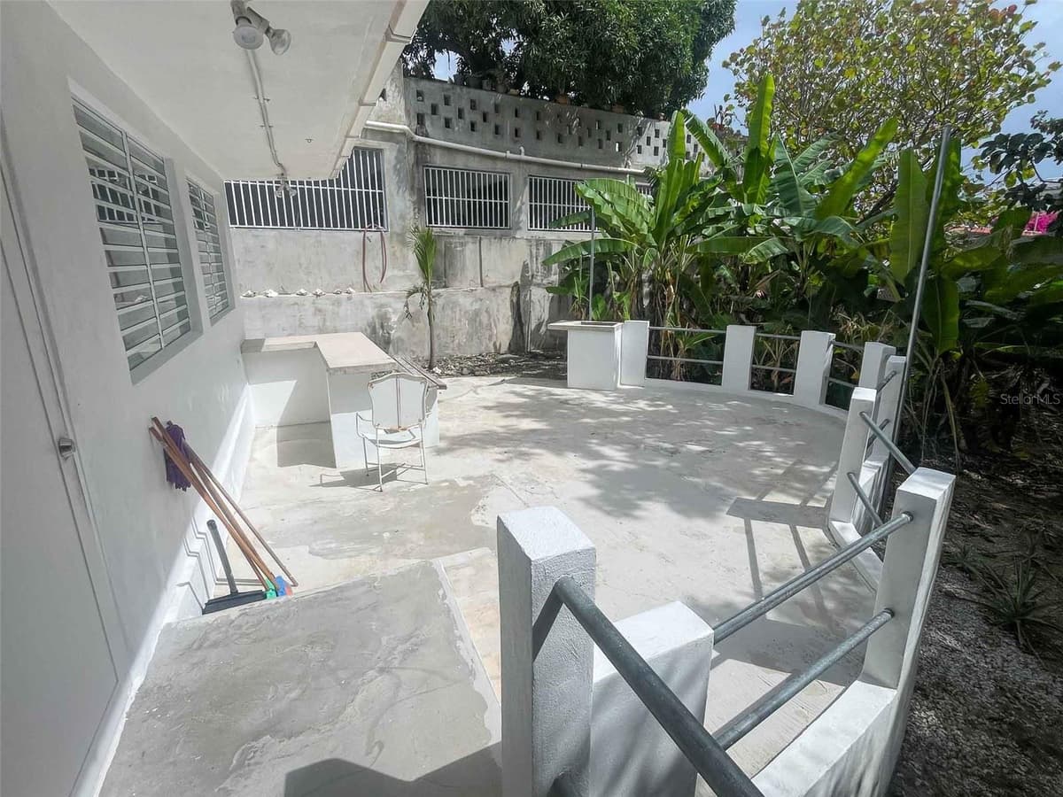 376 CALLE GIRASOL — photo 15 of 18