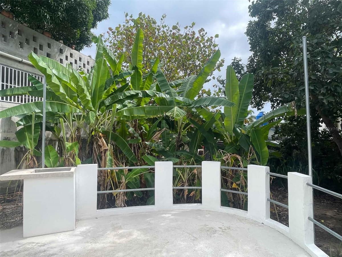 376 CALLE GIRASOL — photo 16 of 18