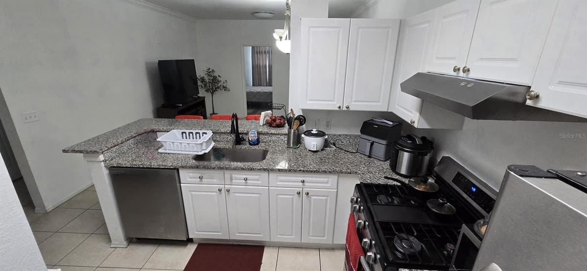 3379 KIRKMAN ROAD — photo 3 of 9