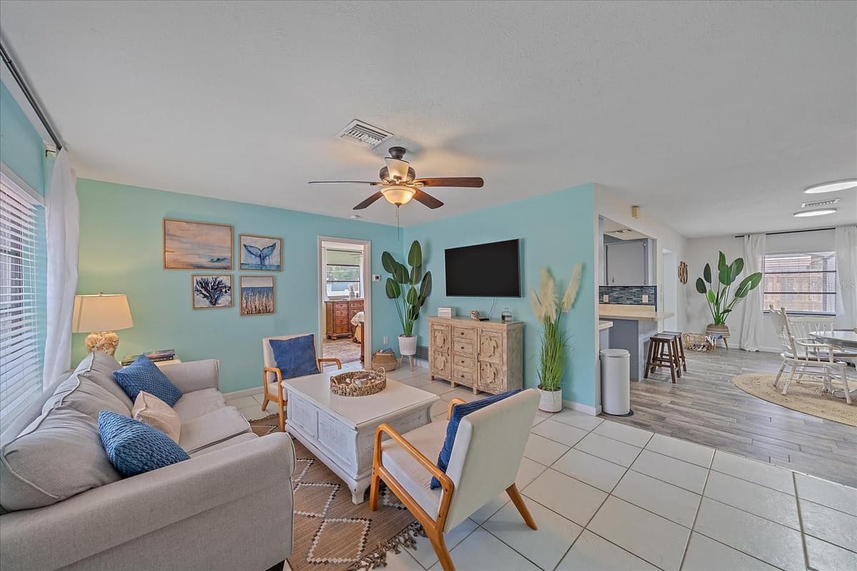 108 STANFORD ROAD — photo 4 of 28