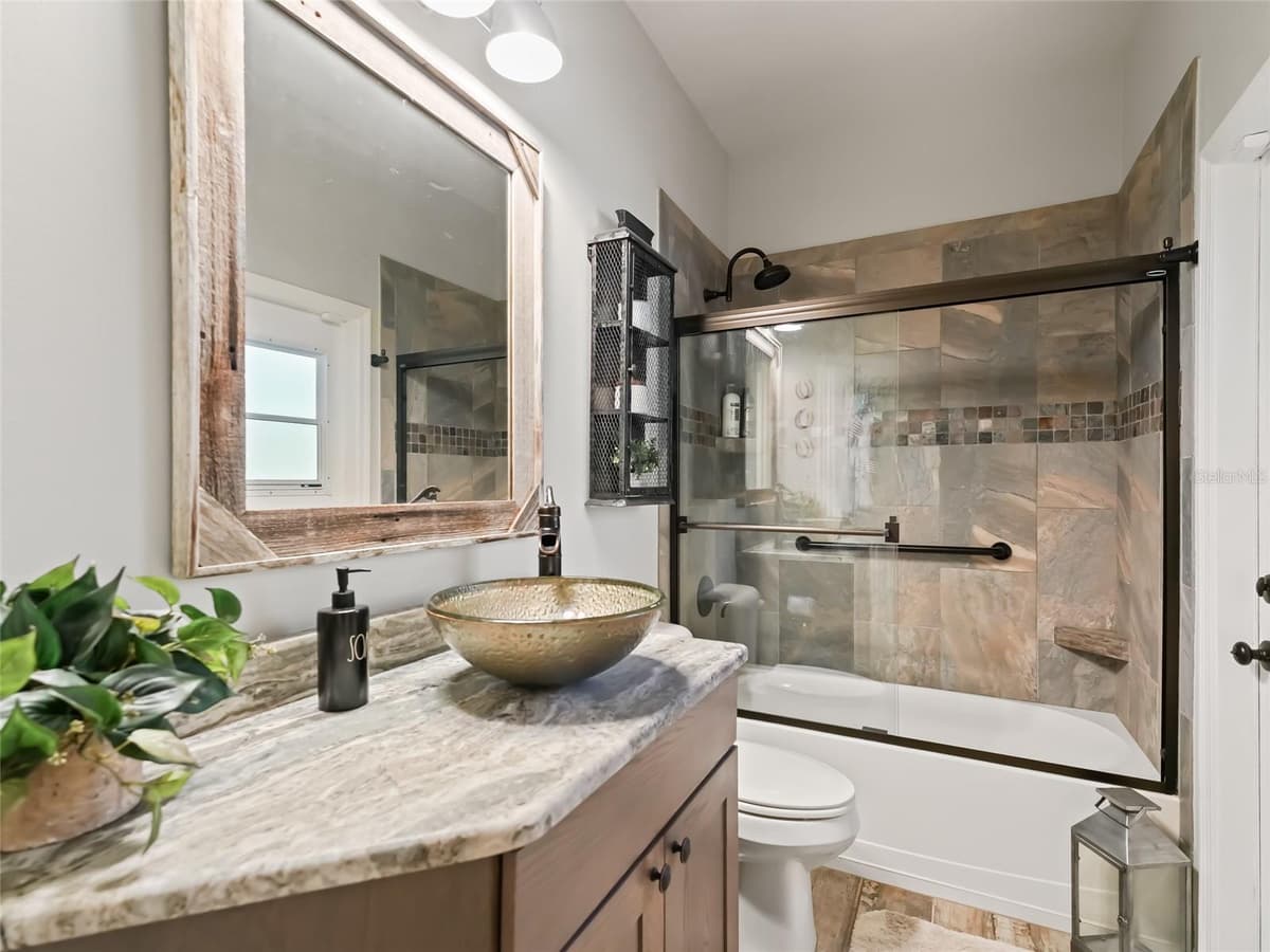 4658 HACIENDA DRIVE — photo 19 of 50