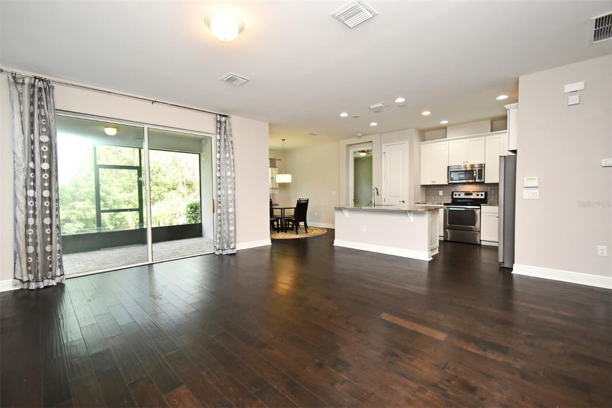 8742 PEACHTREE PARK CT — photo 8 of 38