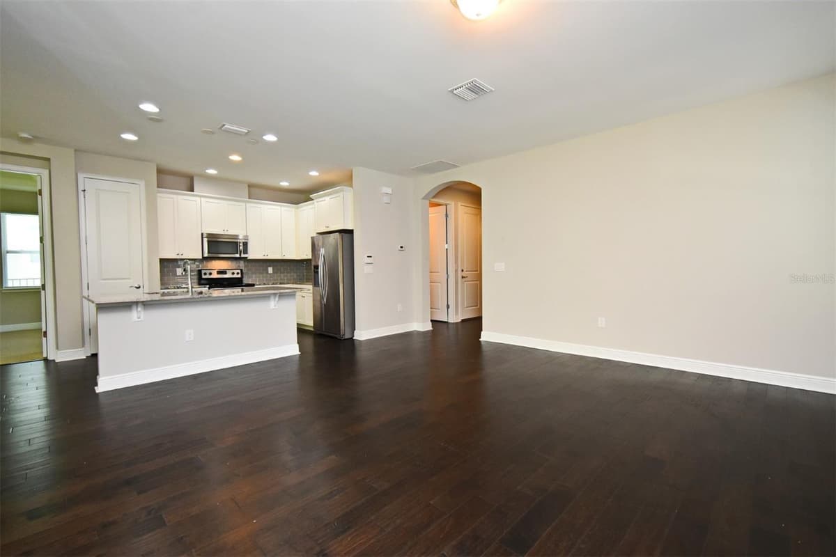 8742 PEACHTREE PARK CT — photo 7 of 38