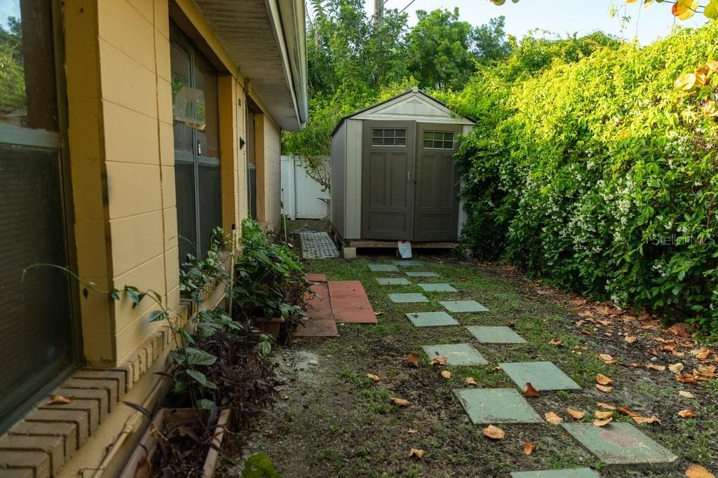 631 LUZON AVENUE — photo 6 of 6