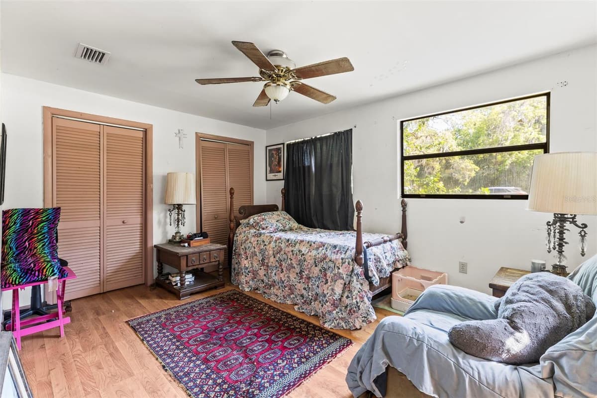 29133 LAWTON DRIVE — photo 18 of 40