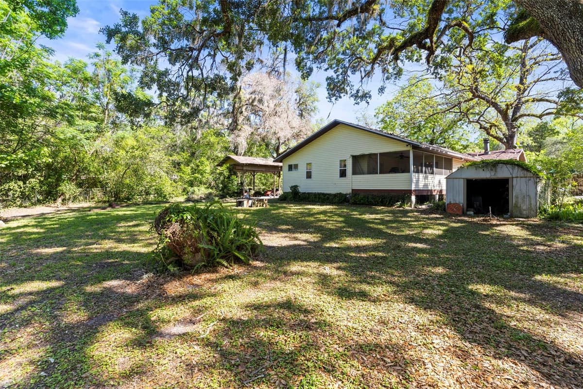 29133 LAWTON DRIVE — photo 27 of 40