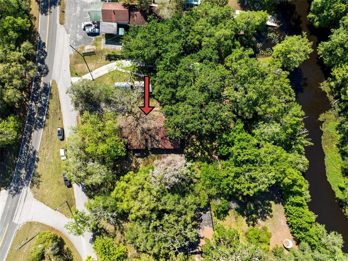 29133 LAWTON DRIVE — photo 37 of 40