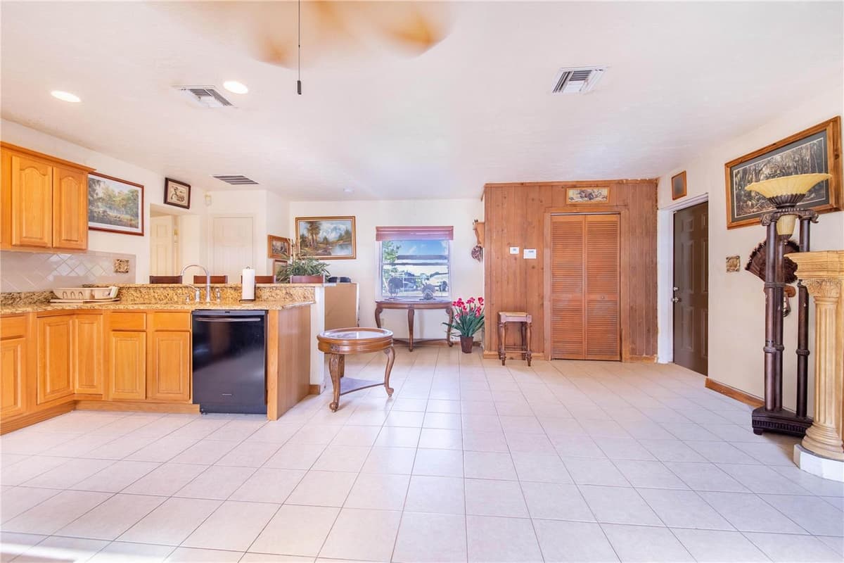 1646 TYNER ROAD — photo 49 of 64